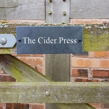 The Cider Press Villa Welland Luaran gambar